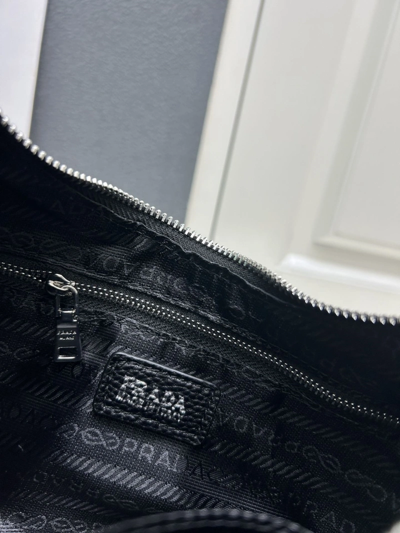 Pra*a top handle bags 4224-0920