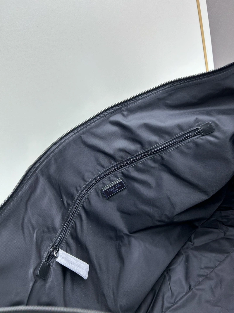 Pra*a travel bags 4224-0943