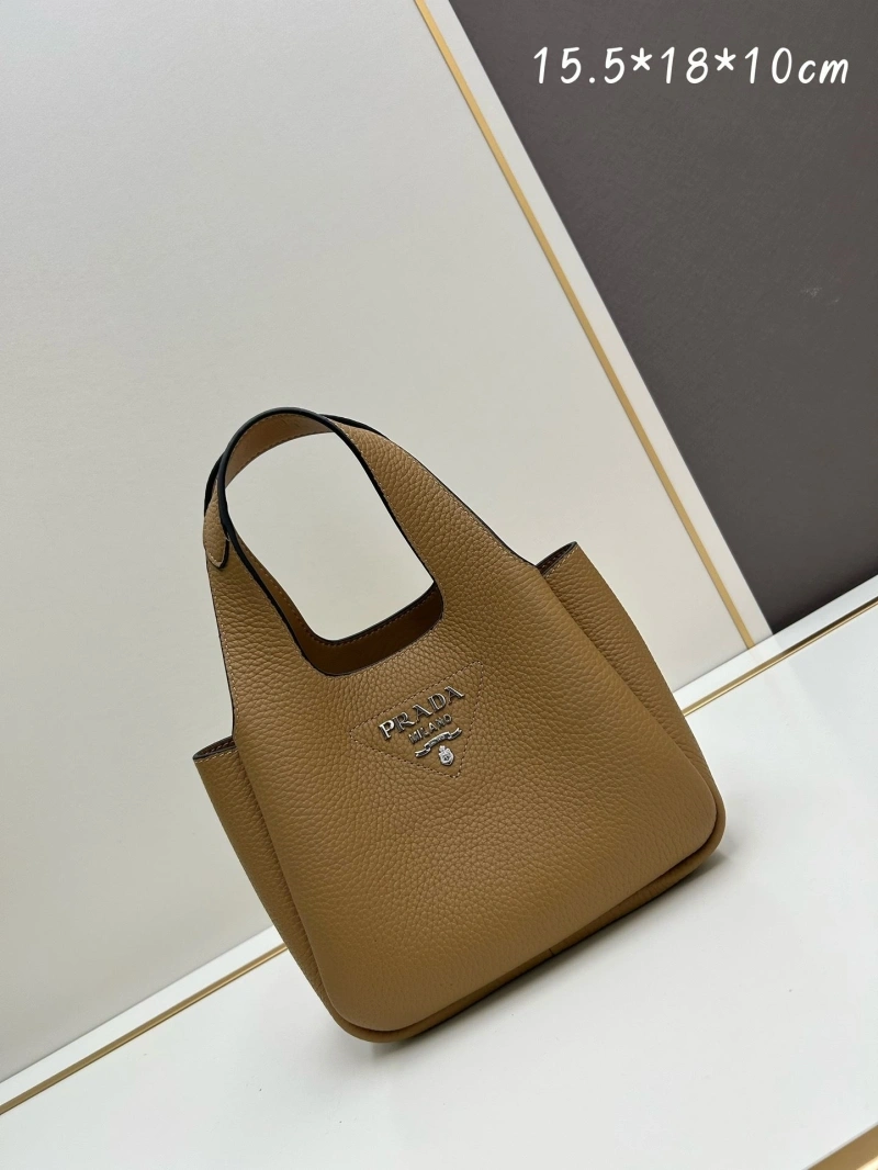 Pra*a shopping bags 4224-0949