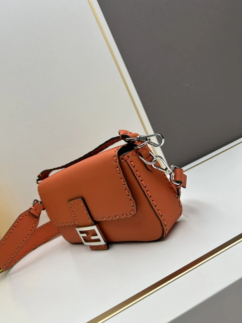 F**di baguette bags 4224-0979