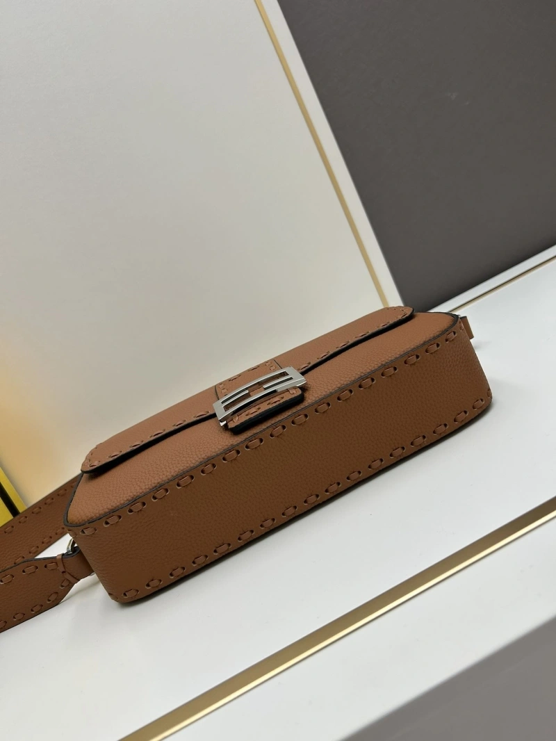 F**di baguette bags 4224-0981
