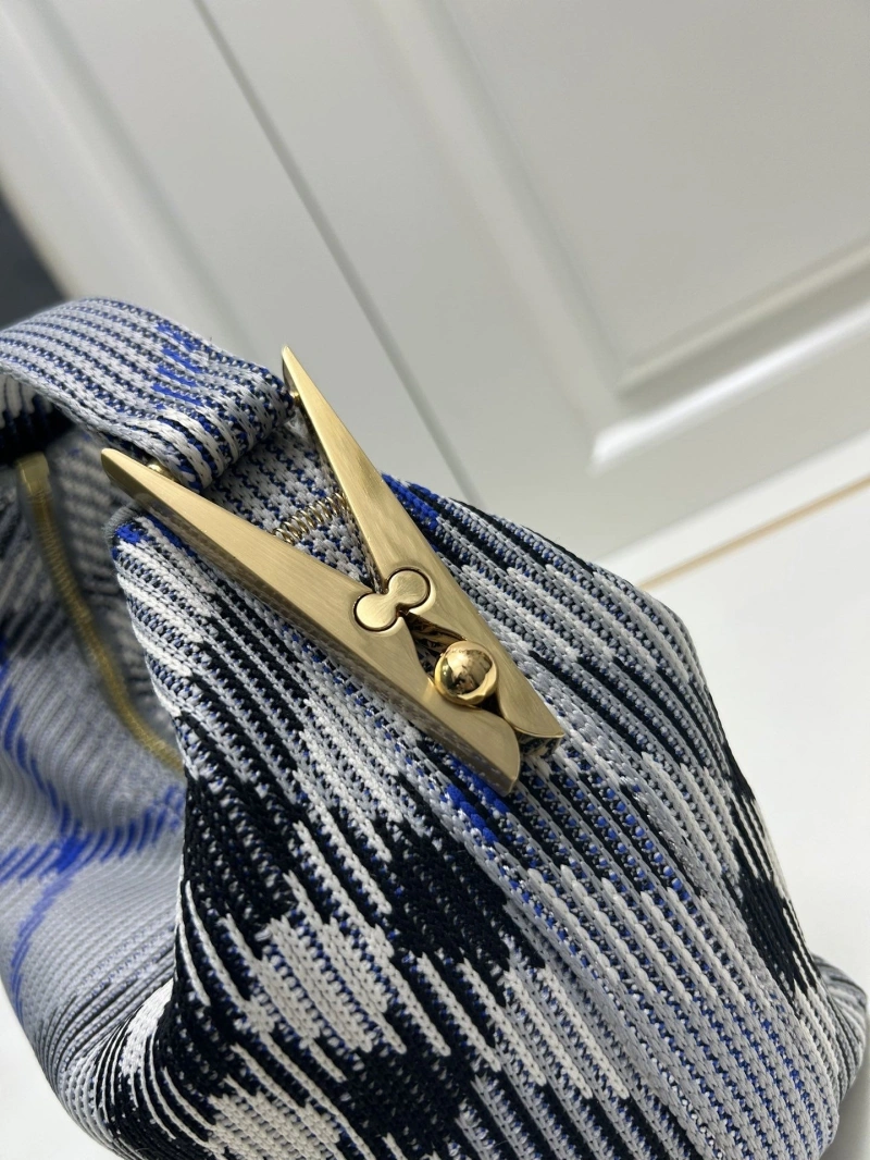 Bv*b*rry top handle bags 4224-1105