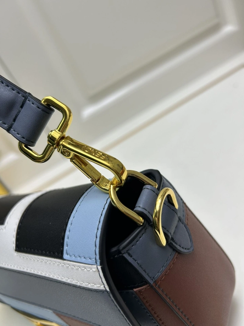 F**di baguette bags 4224-1292