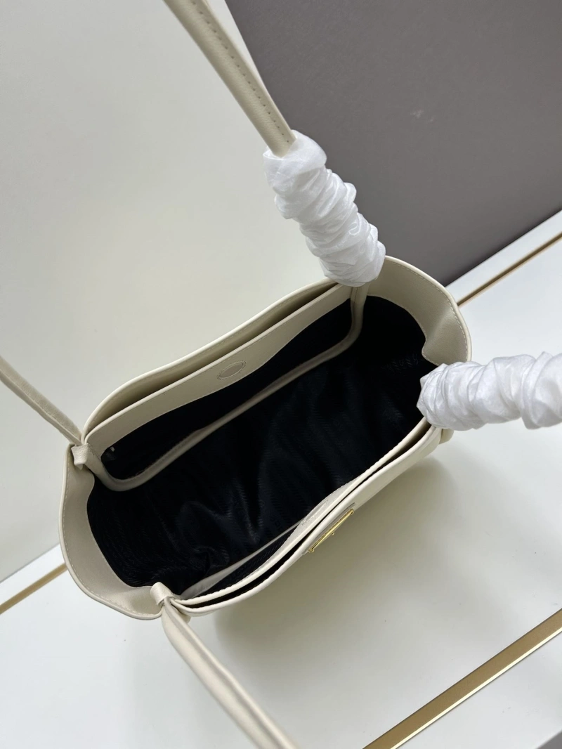 Pra*a shopping bags 4224-1320