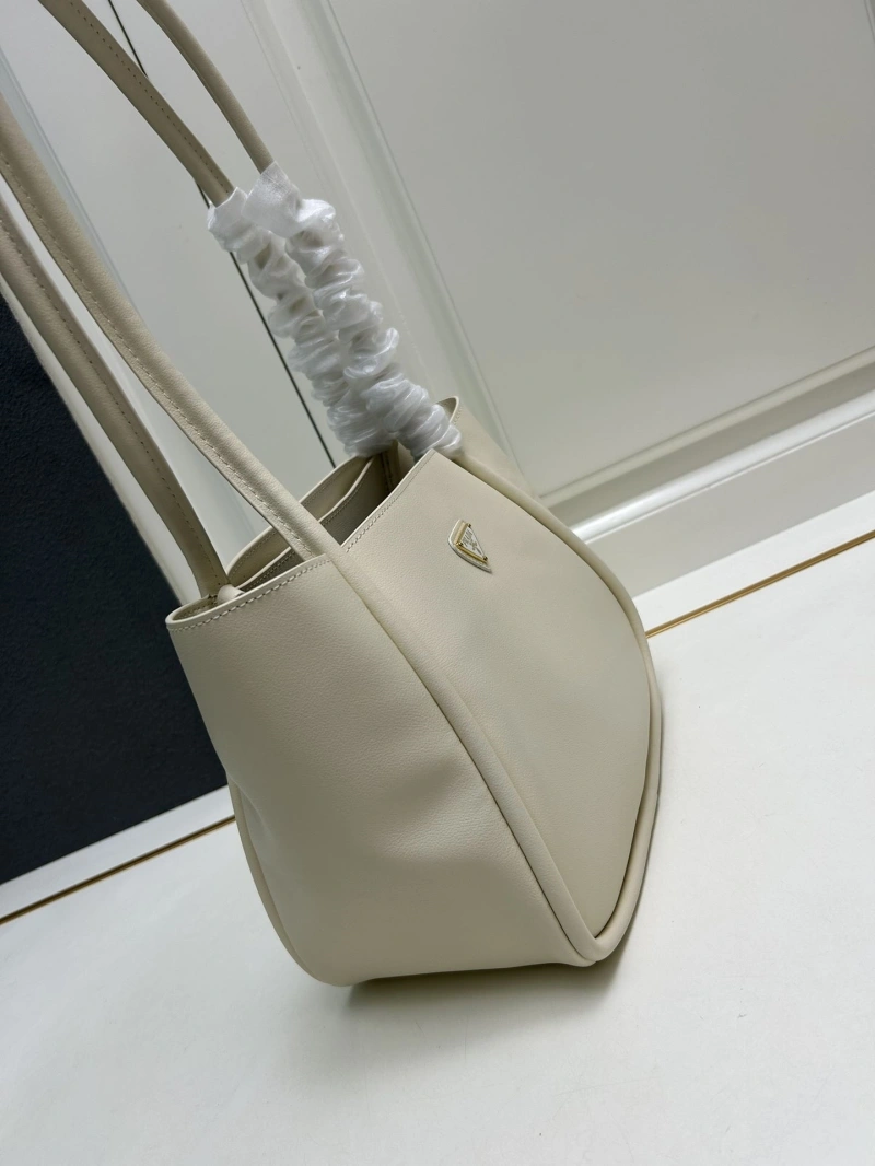 Pra*a shopping bags 4224-1339
