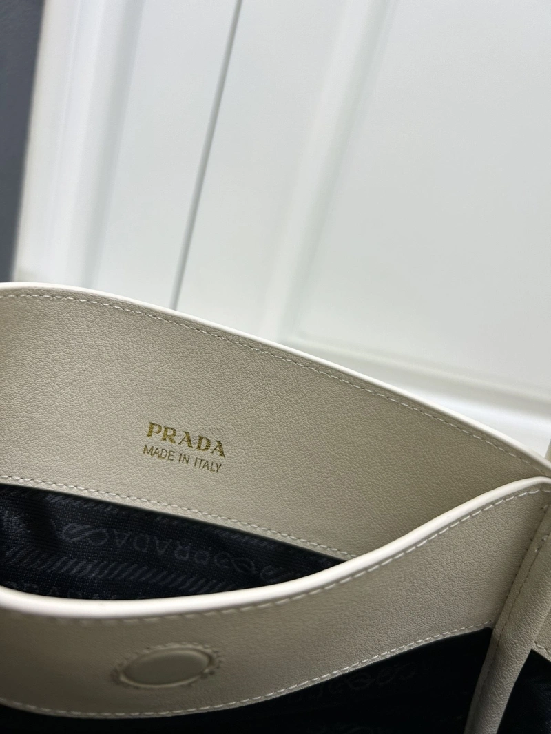 Pra*a shopping bags 4224-1339