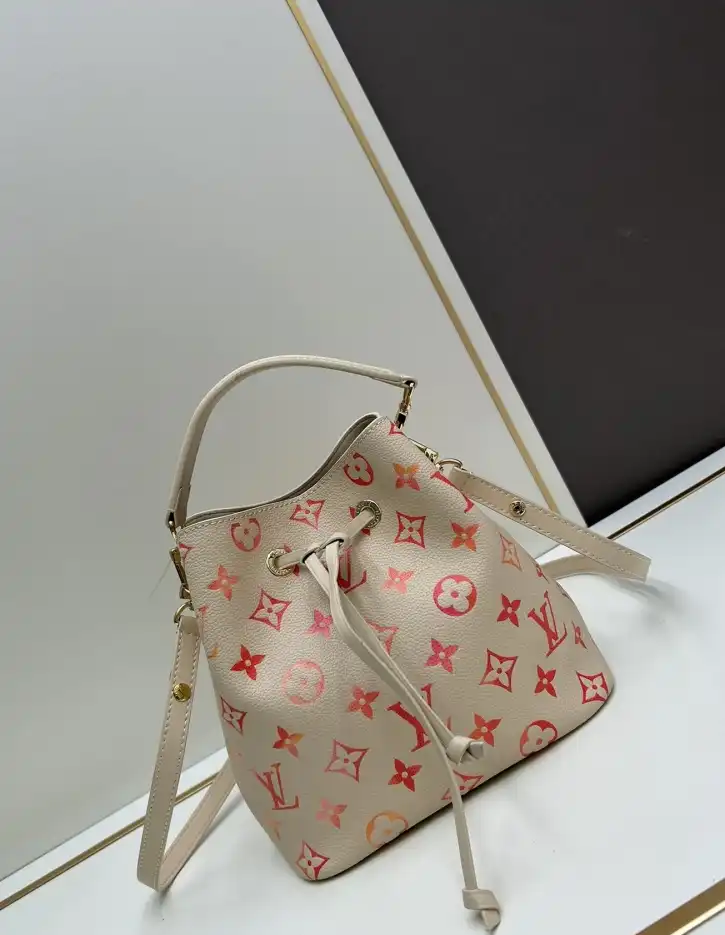 LV Bucket Bags 4224-1366