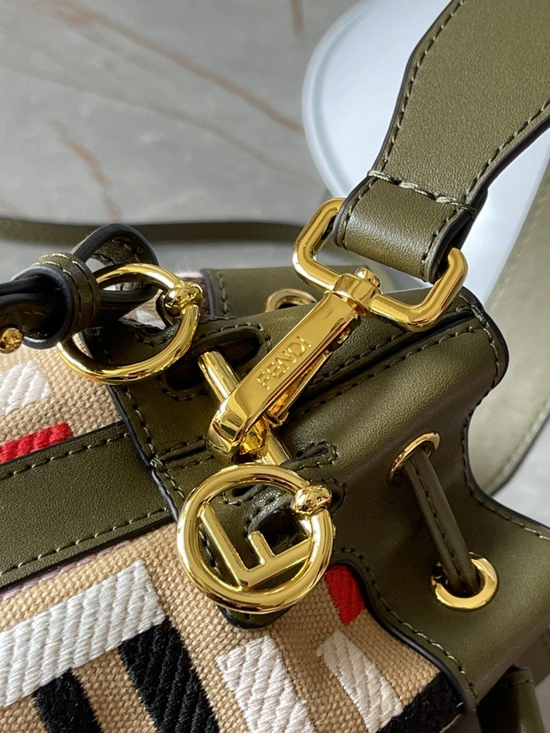 F**di bucket bags 4224-1889