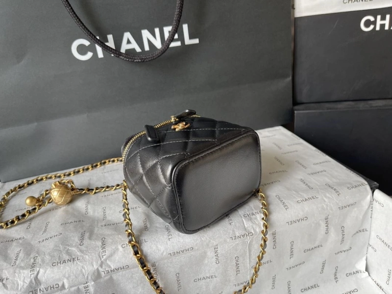 Ch**el cosmetic bags 4224-1923