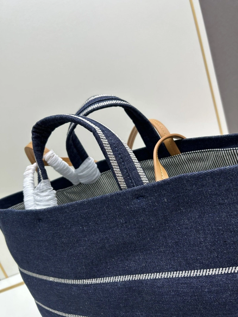 Ch**el shopping bags 4224-1936