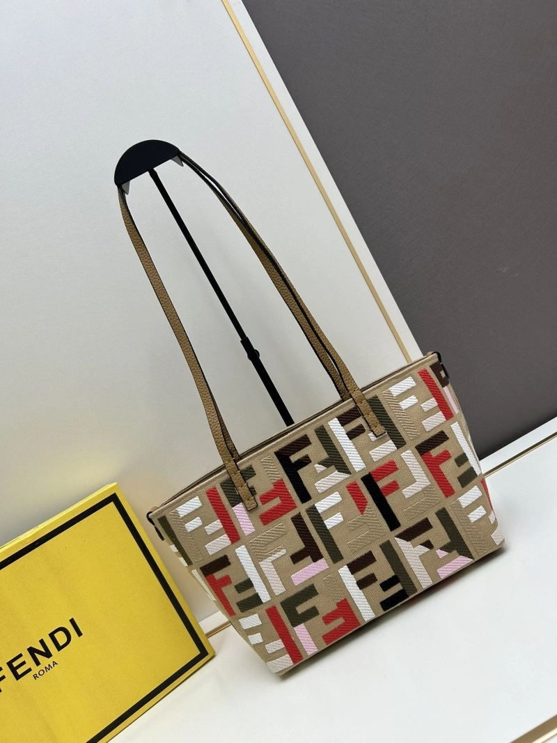F**di shopping bags 4224-1942