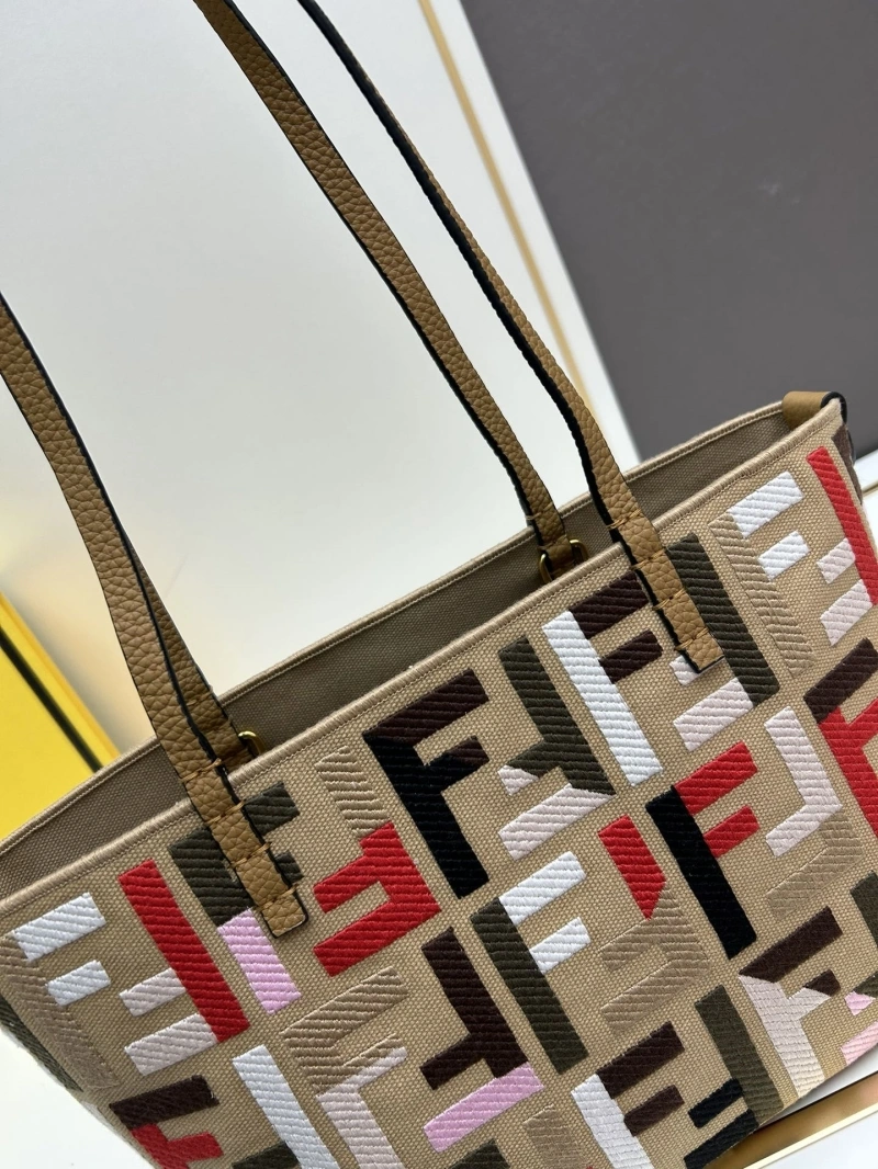 F**di shopping bags 4224-1942