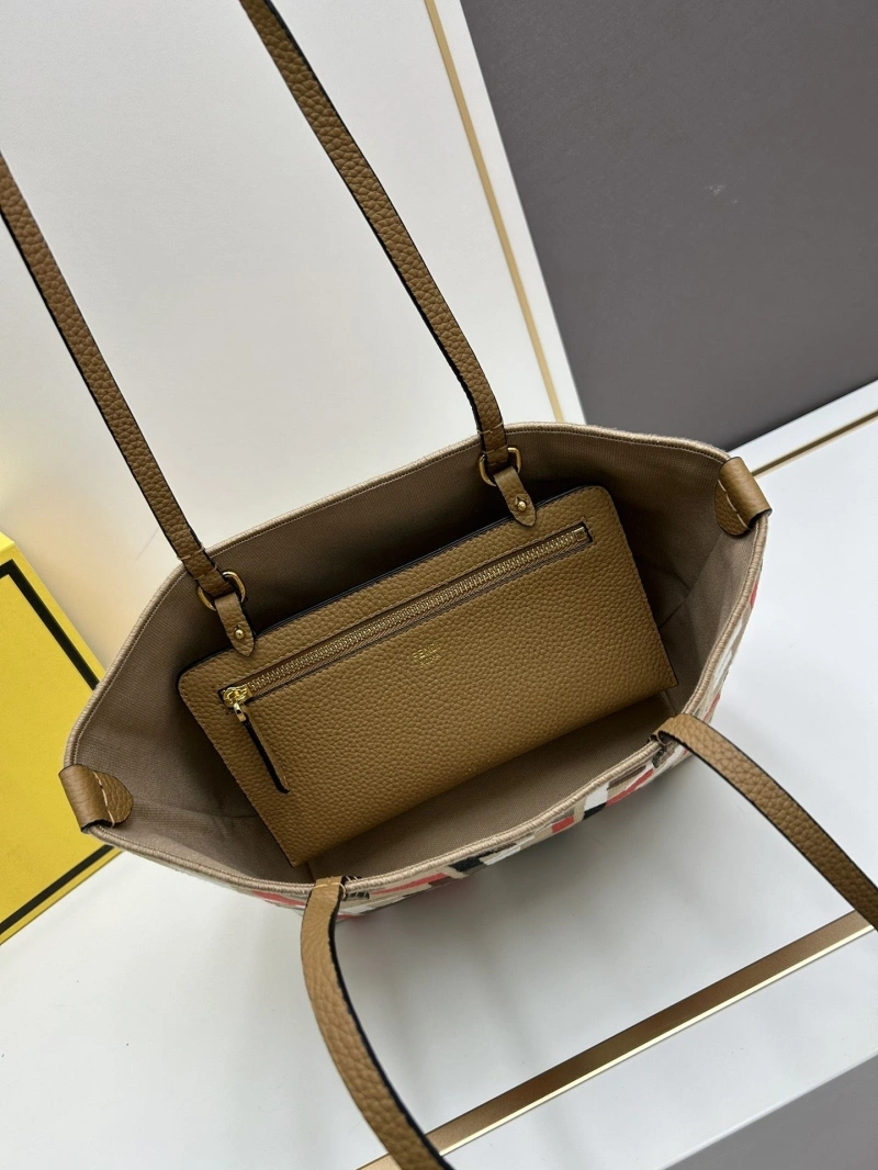 F**di shopping bags 4224-1942