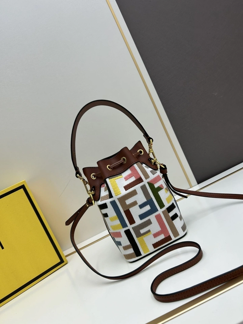 F**di bucket bags 4224-1943