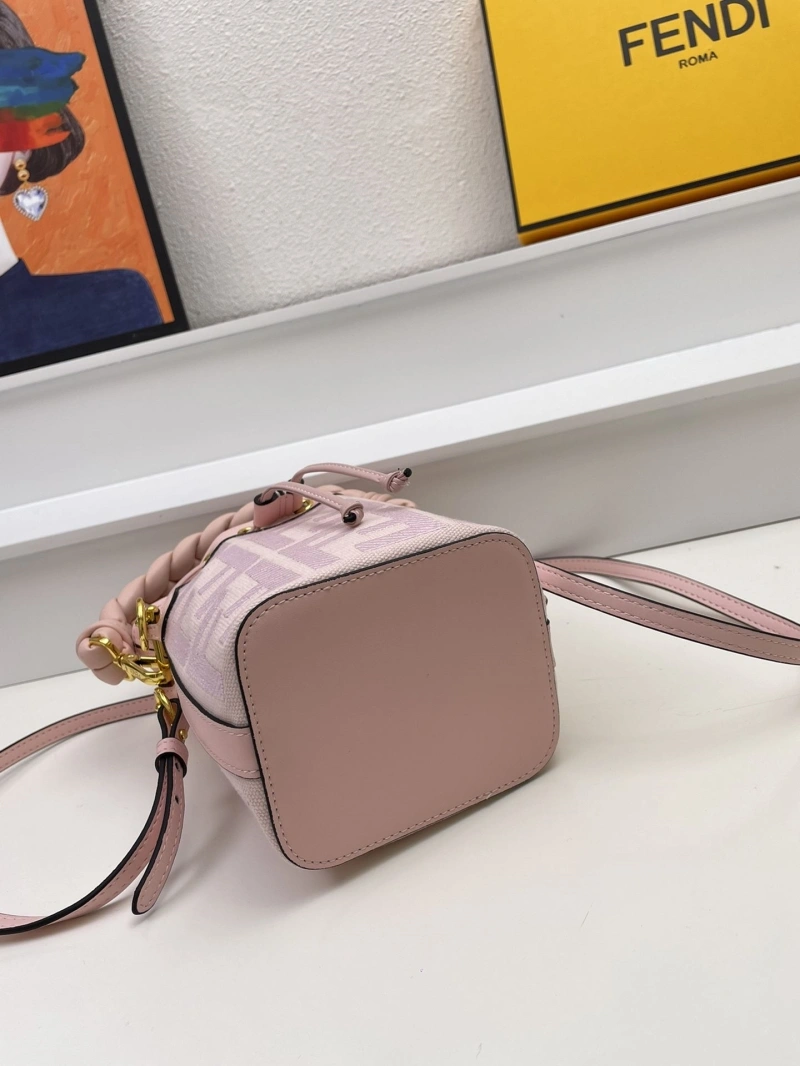 F**di bucket bags 4224-2029