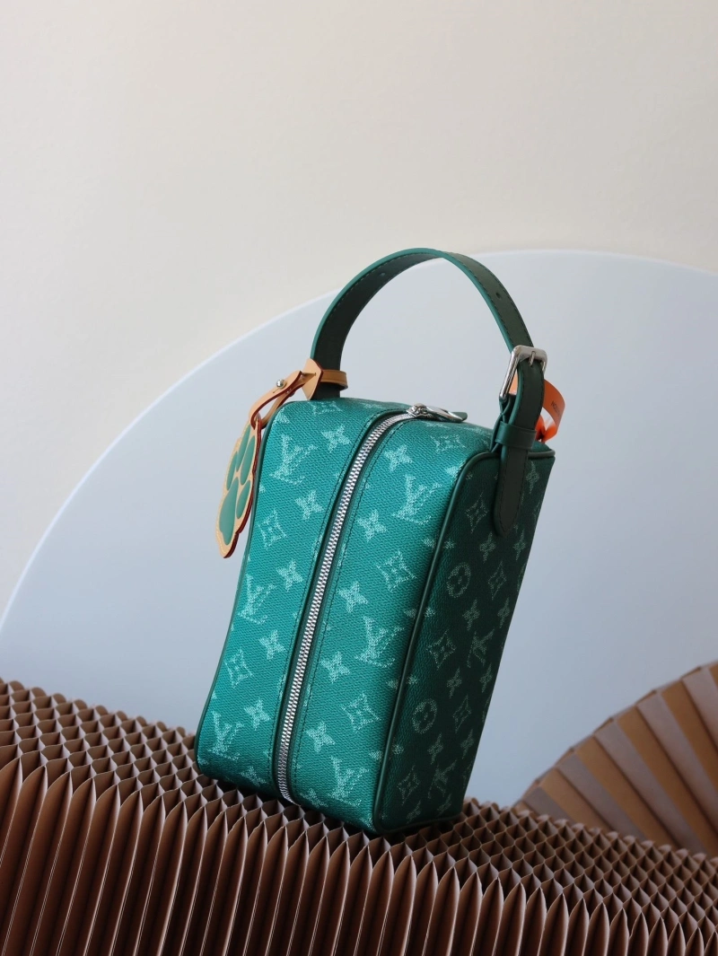 LV Cosmetic Bags 4233A-0311