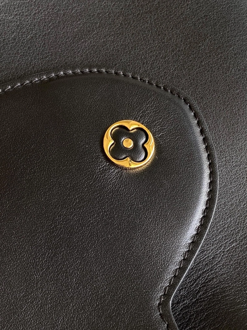 LV Capucines Bags 4233A-0834