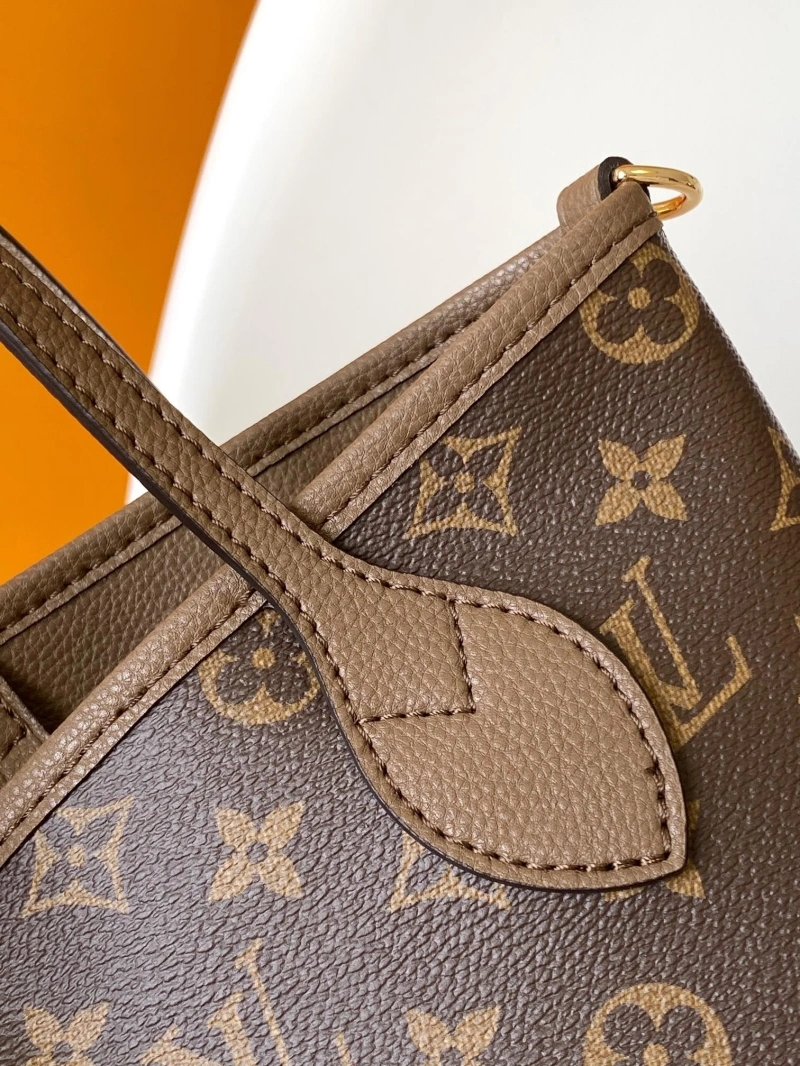LV Shopping Bags 4233A-0854