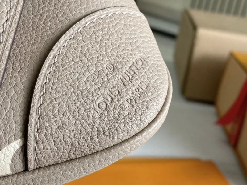 LV Satchel bags 4233A-1264