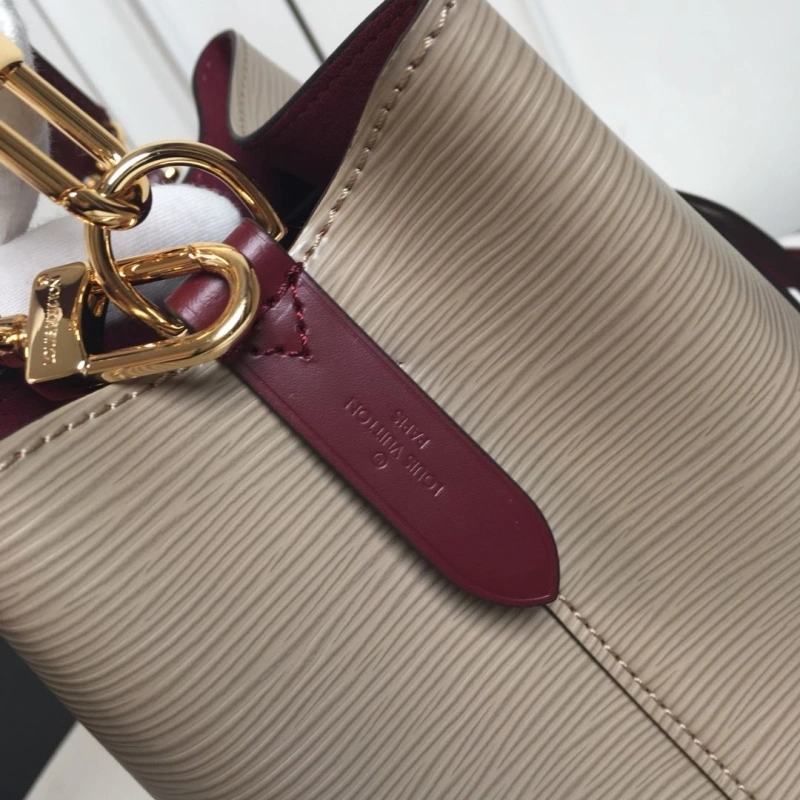 LV Bucket Bags 4233A-1412