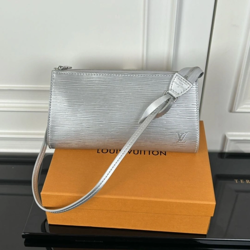 LV Wallets 4233A-1476