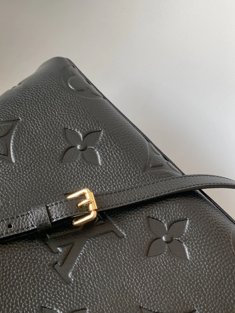 LV Top Handle Bags 4233A-1560