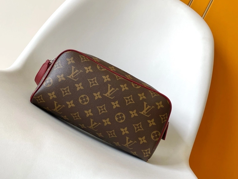 LV Cosmetic Bags 4233A-1568
