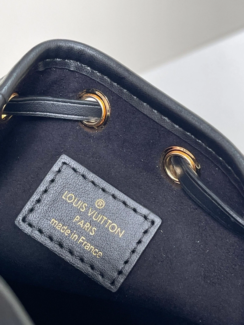 LV Bucket Bags 4233A-1737