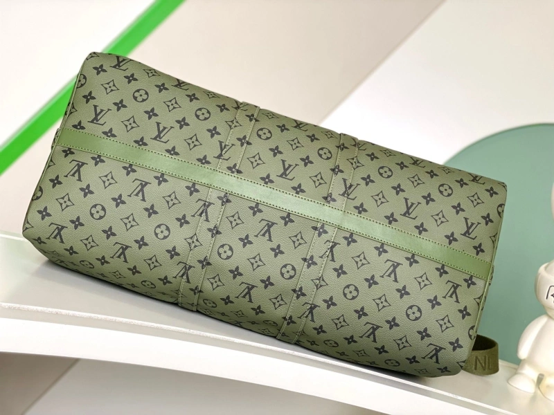 LV Travel Bags 4233A-1743