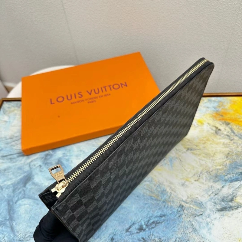 LV Clutch Bags 4233A-2015