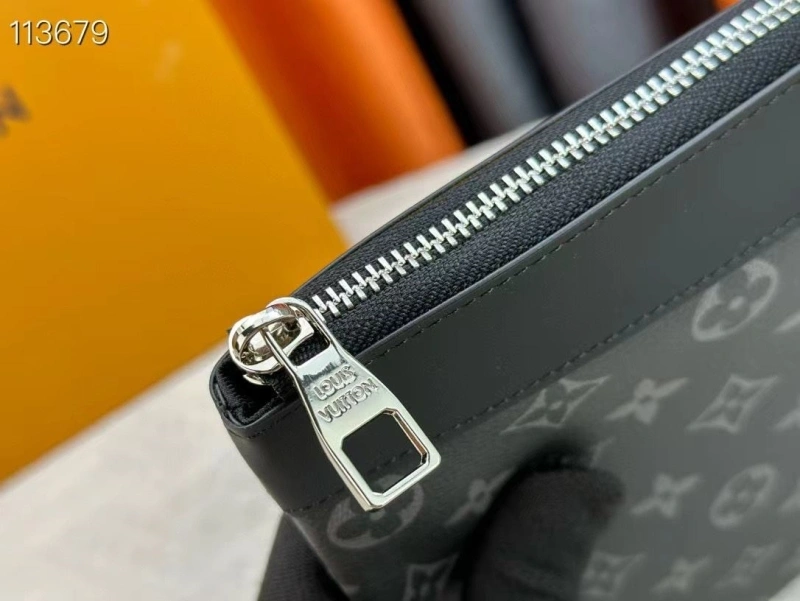 LV Clutch Bags 4233A-2019