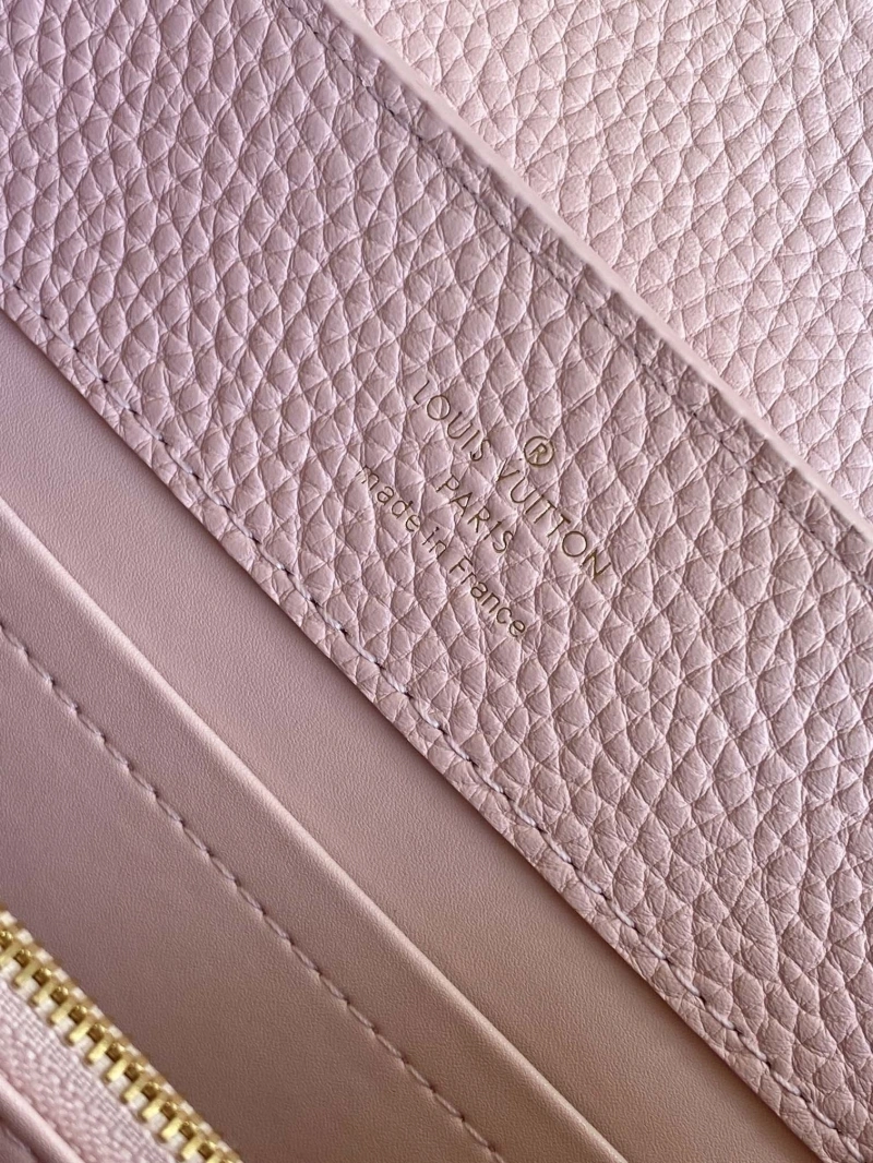 LV Capucines Bags 4233A-2096