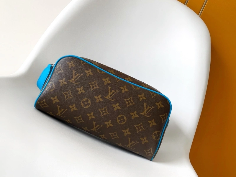 LV Cosmetic Bags 4233A-2098