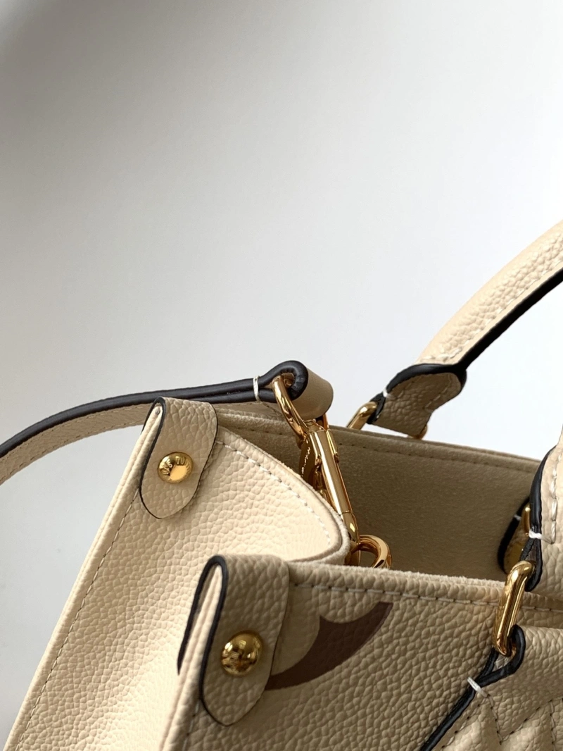 LV Shopping Bags 4233G-0084