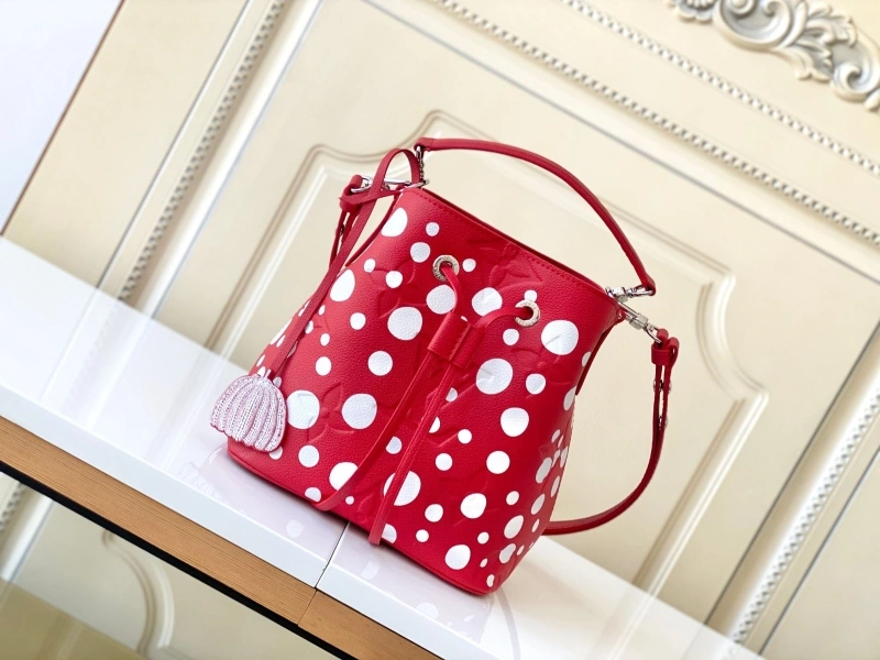 LV Bucket Bags 4233G-0113