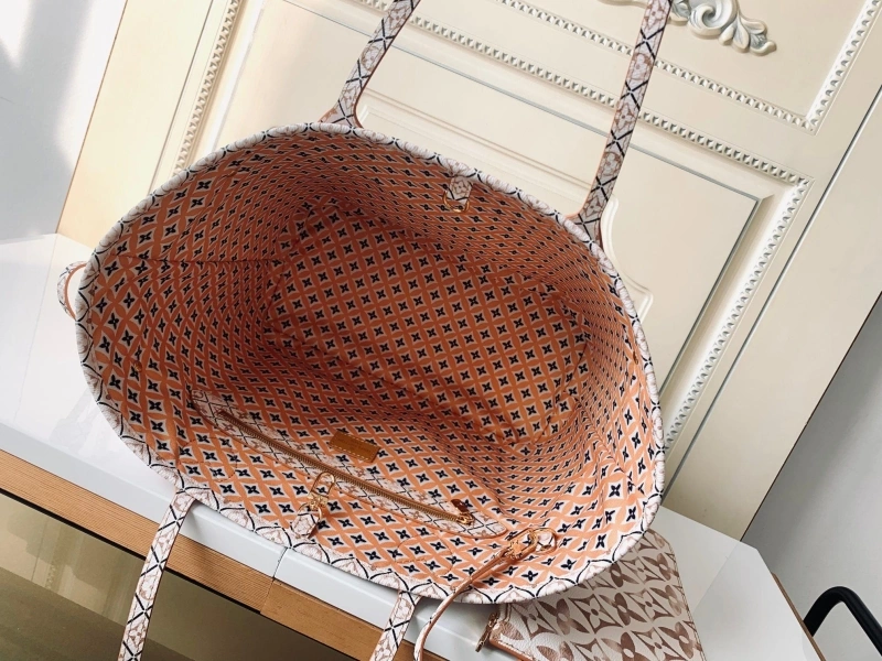 LV Shopping Bags 4233G-0128