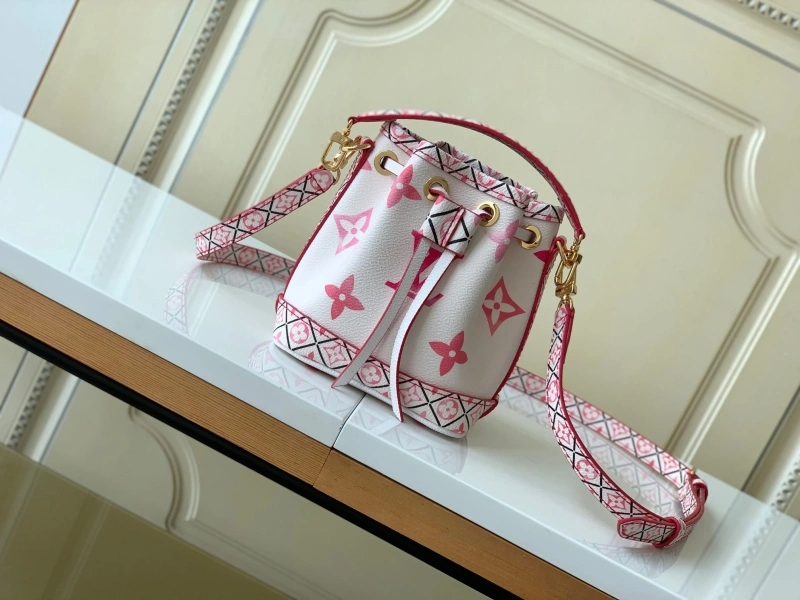 LV Bucket Bags 4233G-0131
