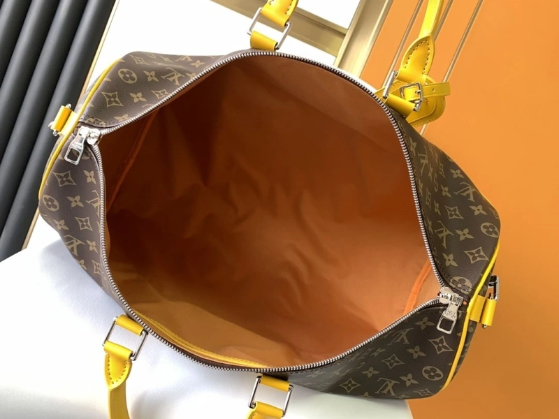 LV Travel Bags 4233G-0193
