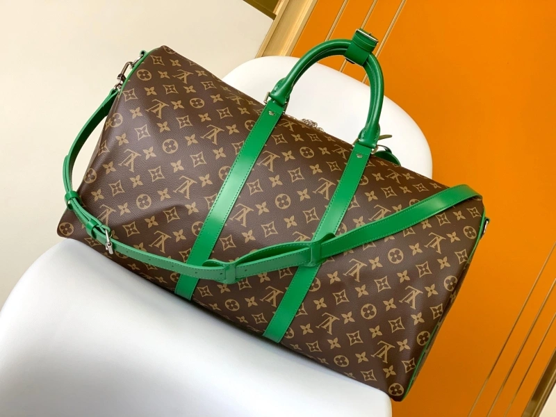 LV Travel Bags 4233G-0194