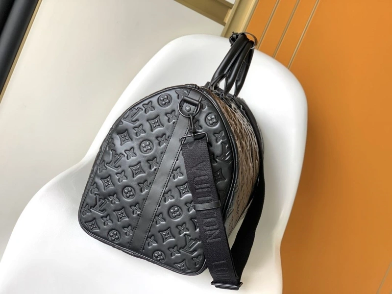 LV Travel Bags 4233G-0196