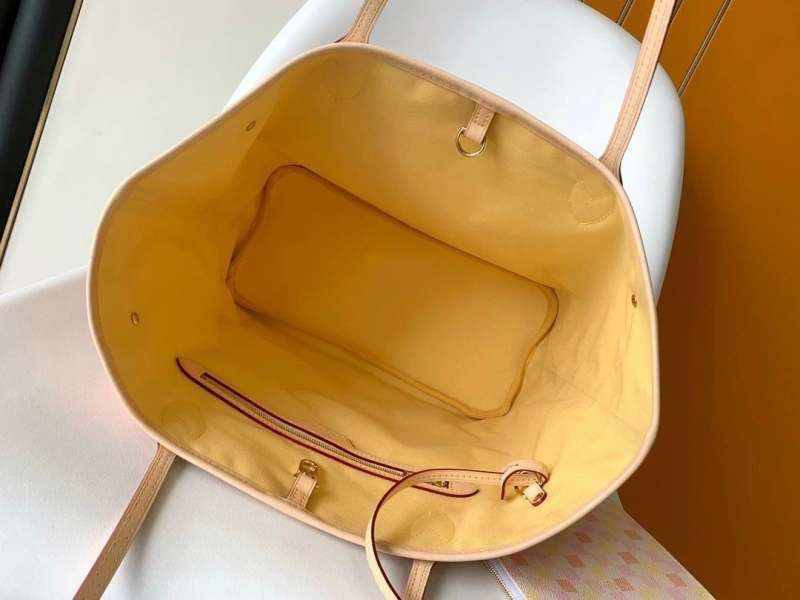LV Shopping Bags 4233G-0216