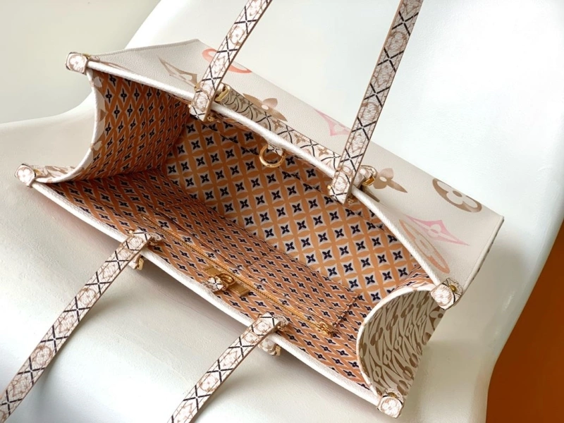 LV Shopping Bags 4233G-0292