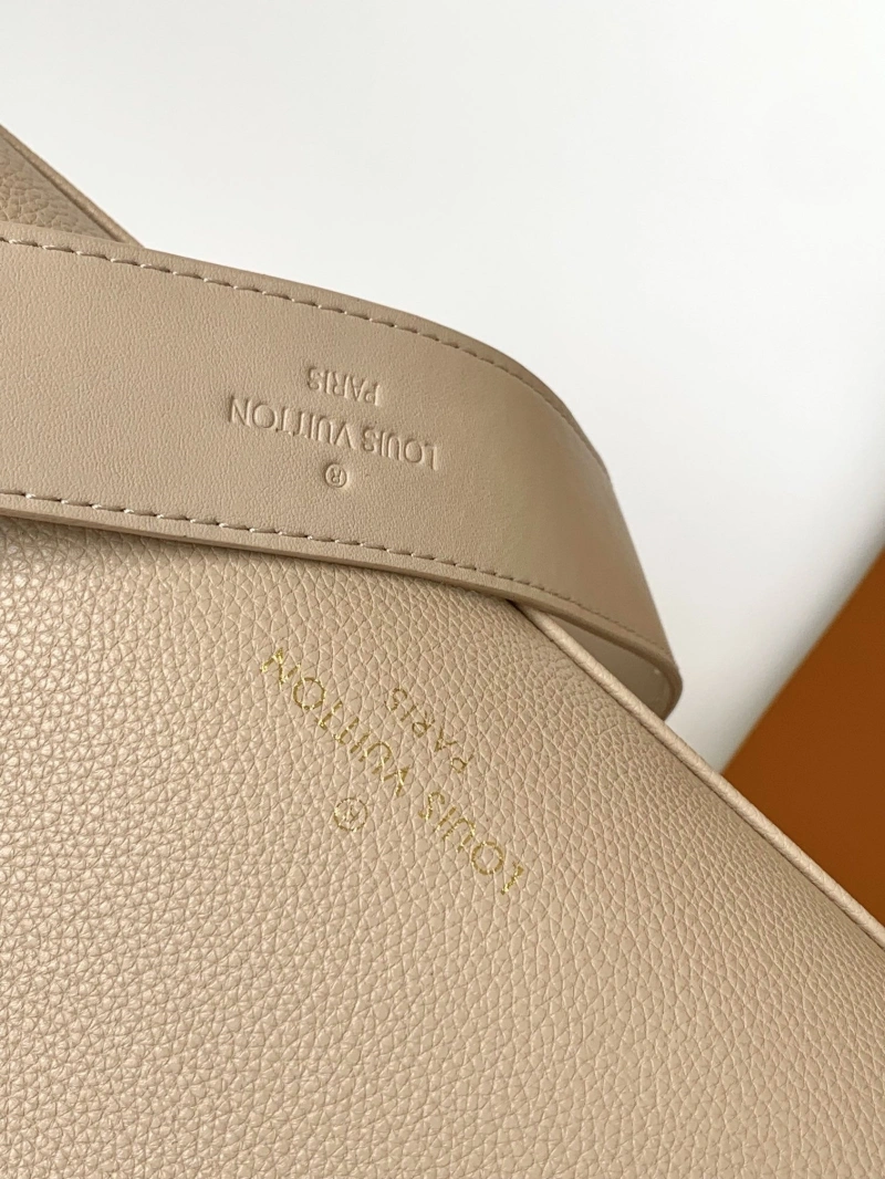 LV Shopping Bags 4233G-0324