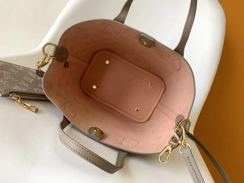 LV Shopping Bags 4233G-0363