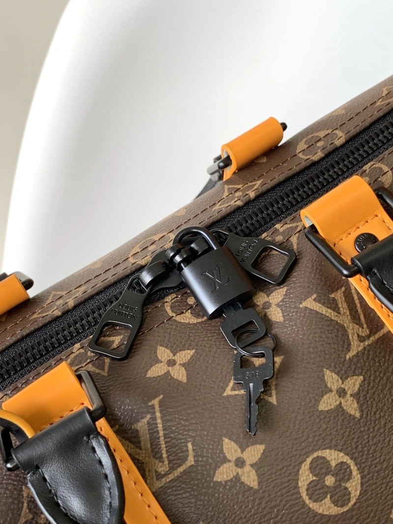 LV Travel Bags 4233G-0382