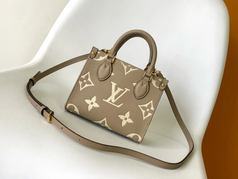 LV Shopping Bags 4233G-0383
