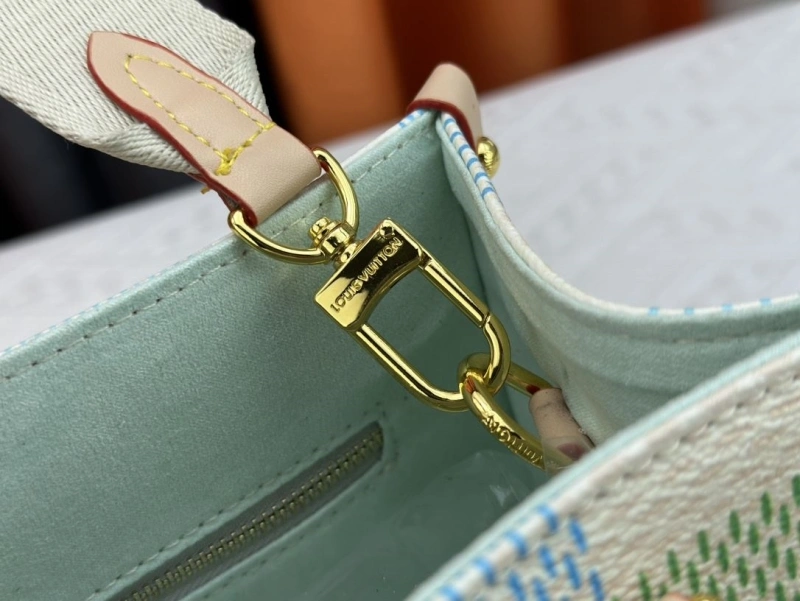 LV Shopping Bags 4233G-0403