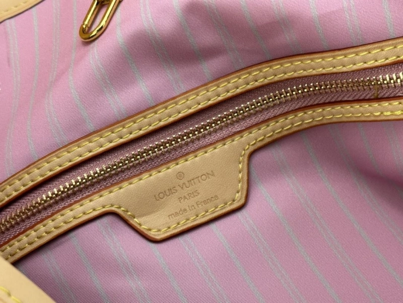 LV Shopping Bags 4233G-0447