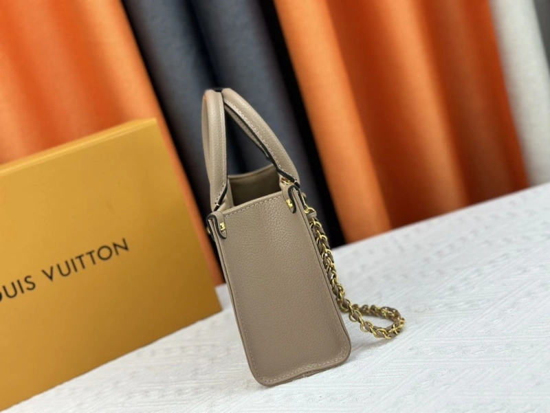 LV Shopping Bags 4233G-0458