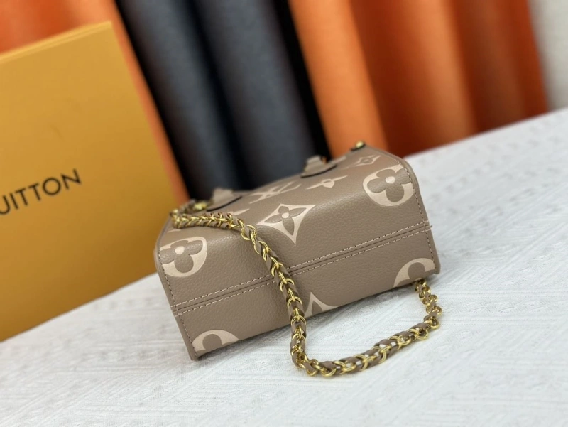 LV Shopping Bags 4233G-0458
